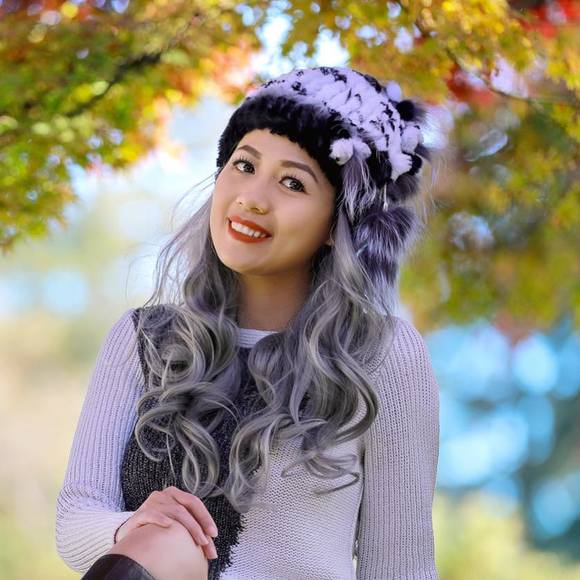 Profile Picture of Ruby Le (@baongale) on Poshmark