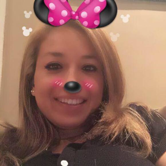 Profile Picture of Vanessa Ballon (@vballon137) on Poshmark