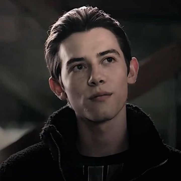 Profile Picture of les (@gwinam.lol) on Tiktok