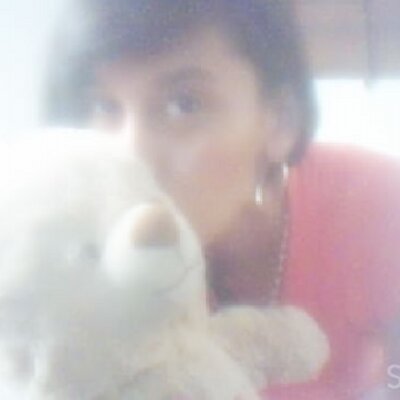 Profile Picture of Eloisa Arevalo (@EloArevalob) on Twitter