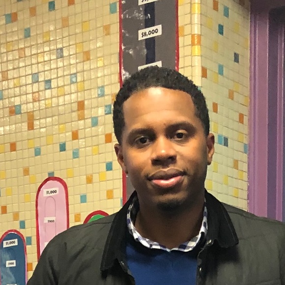 Profile Picture of Sheldon Sam (@ssam2639) on Poshmark