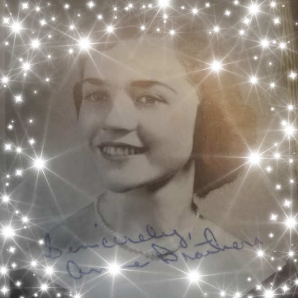 Profile Picture of Tracy Knight (@tracyknight1969) on Poshmark