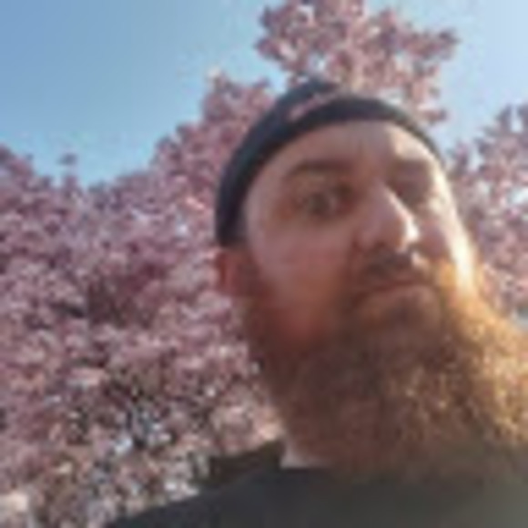 Profile Picture of Joe Drescher (@jdres101) on Poshmark