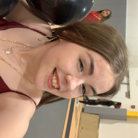 Profile Picture of Addison Boyd (@addibee14) on Poshmark