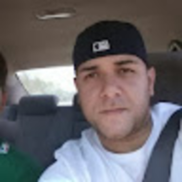 Profile Picture of Benjamin Real (@benjaminreal46) on Poshmark