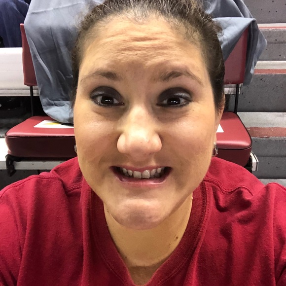 Profile Picture of Danielle Craig (@dcraig803) on Poshmark