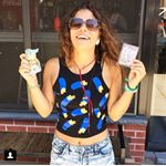 Profile Picture of jessica flores (@floresfloresvintage) on Instagram