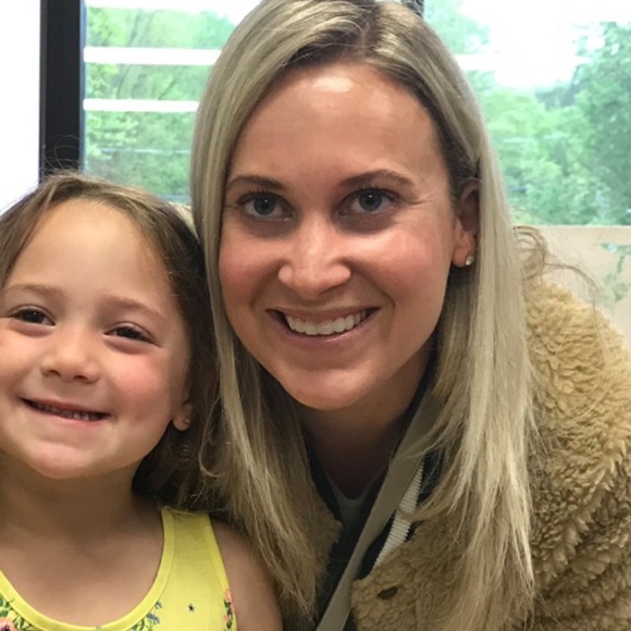 Profile Picture of Joely Kleet (@jojo1507) on Poshmark