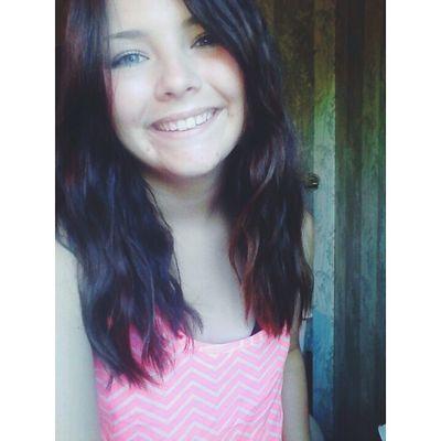 Profile Picture of Julia Ramey (@jrichelle00) on Twitter