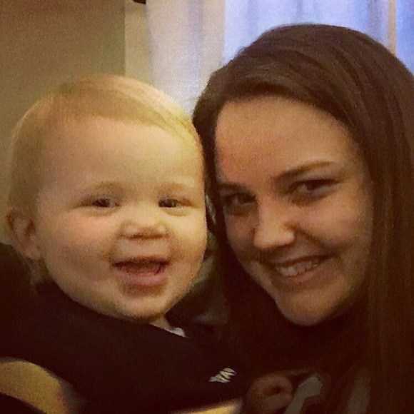 Profile Picture of Shauna Copp (@shaunacopp) on Poshmark