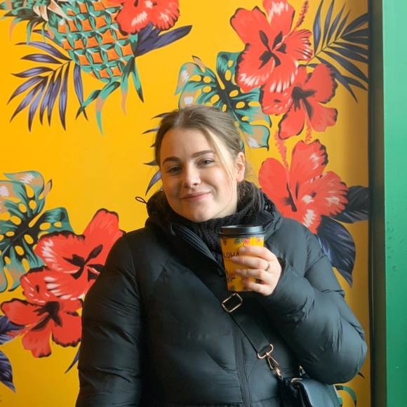 Profile Picture of Maddy Hendriksen (@colmadgirl) on Poshmark