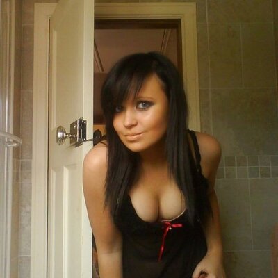 Profile Picture of Felicia Roth (@FeliciakRoth) on Twitter