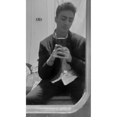 Profile Picture of Omar♤ (@OmarHashimX) on Twitter