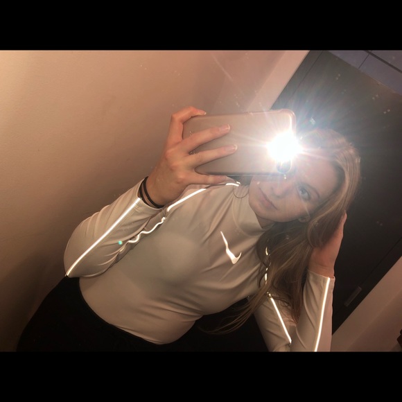 Madison Lenarz - Poshmark Profile Picture of Madison Lenarz (@mmlenarz) on Poshmark