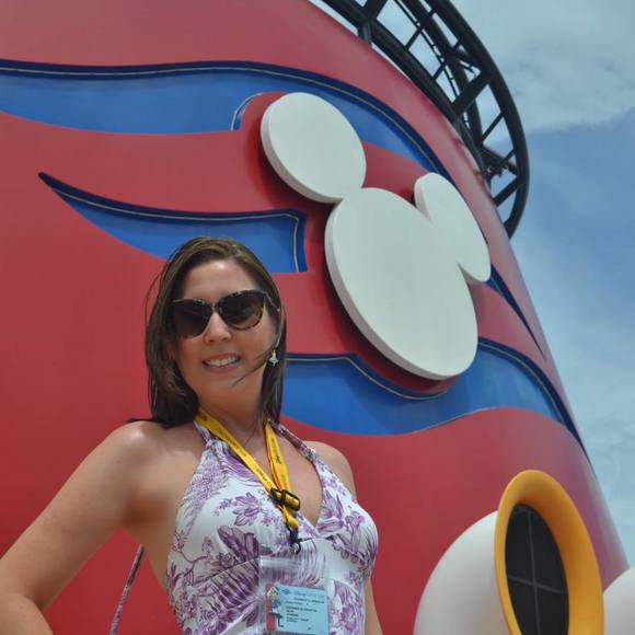 Profile Picture of Esnaider Alencar (@esnaideralencar) on Poshmark