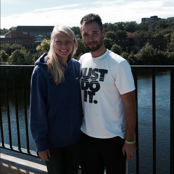 Profile Picture of Melissa Hackenmueller (@missyhack97) on Poshmark