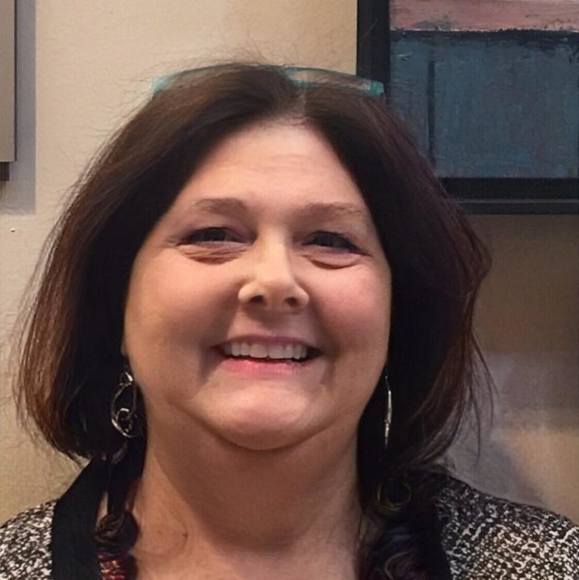 Profile Picture of Gail Roberts (@gmr1223) on Poshmark