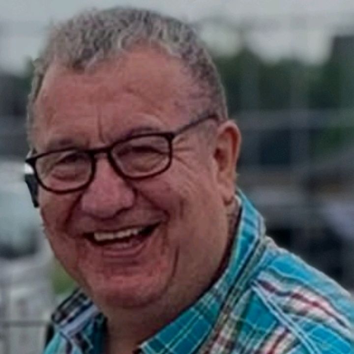 Profile Picture of michaelmacborn (@michaelmacborn) on Tiktok