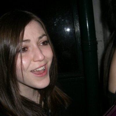 Profile Picture of Rosalyn Wallace (@rosalynw) on Twitter