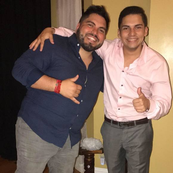 Profile Picture of Gustavo Leon (@gustavoleonl232) on Poshmark