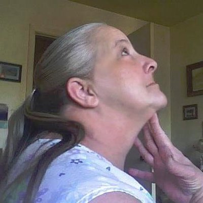 Profile Picture of Peggy Larson (@PegsKatzencats) on Twitter