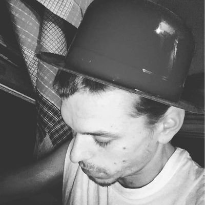 Profile Picture of James (@JamesDrane5) on Twitter