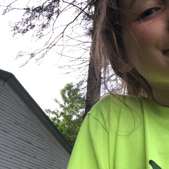 Profile Picture of Ella Goslant (@ellagoslant) on Poshmark