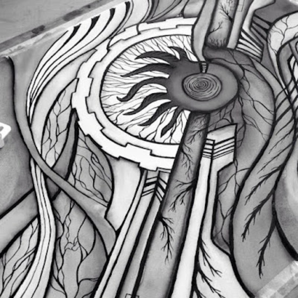 Profile Picture of Roberto Valladares (@robertovalla387) on Poshmark