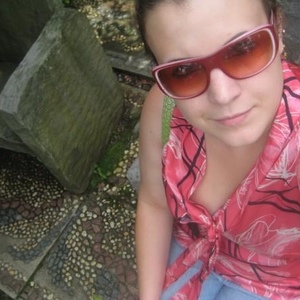 Profile Picture of Jaclyn Oser (@jacio) on Myspace