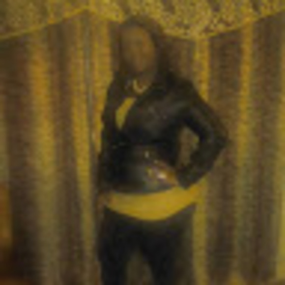 Profile Picture of Christina Gammage (@gammage1272) on Poshmark