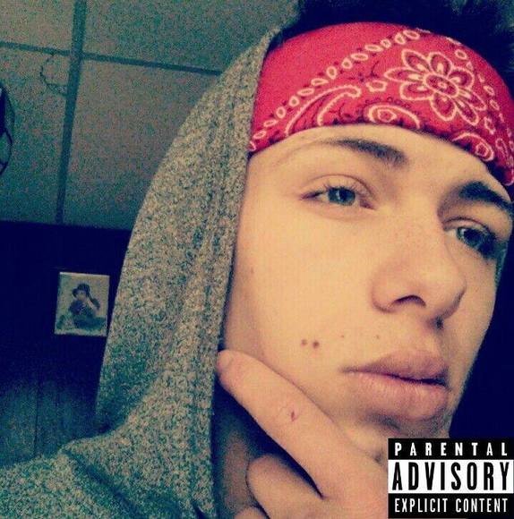 Profile Picture of Rhett Howard (@kingkush101) on Poshmark