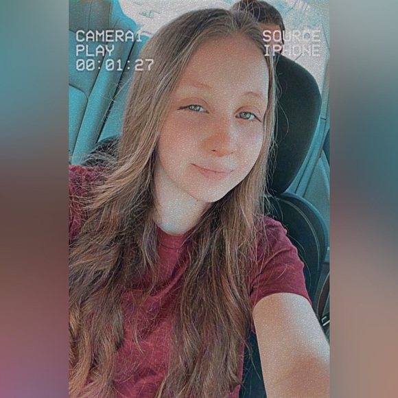 Profile Picture of Julie Manning (@manning06julie) on Poshmark