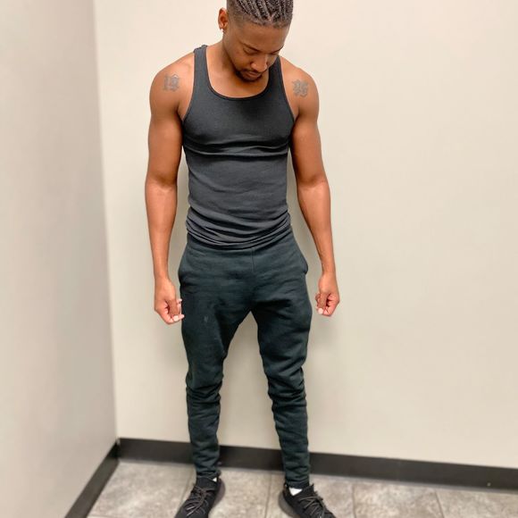 Profile Picture of Pierre Alexander (@toonsav) on Poshmark