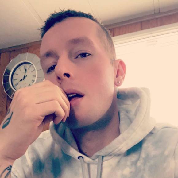 Profile Picture of Matthew Michael (@solarik08) on Poshmark