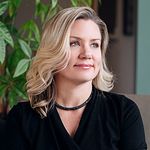 Profile Picture of Leanne Weaver (@radianthealtheffect) on Instagram
