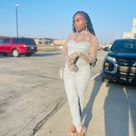 Brooke Smiley - Instagram Profile Picture of Brooke Smiley (@brookederchelle) on Instagram