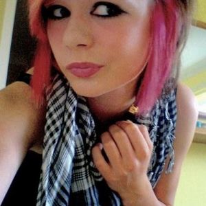 Profile Picture of Emma Hicks (@emmaa_mayy) on Myspace