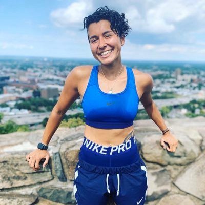 Profile Picture of Nicole Gomez (@NGomezMovement) on Twitter