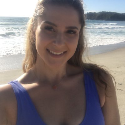 Profile Picture of Gillianon Twitter