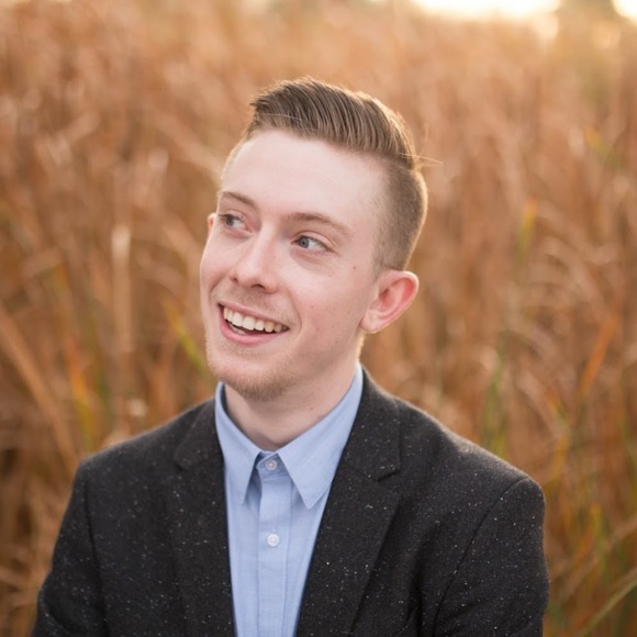 Kevin Lewicki - Poshmark Profile Picture of Kevin Lewicki (@klewicki1995) on Poshmark