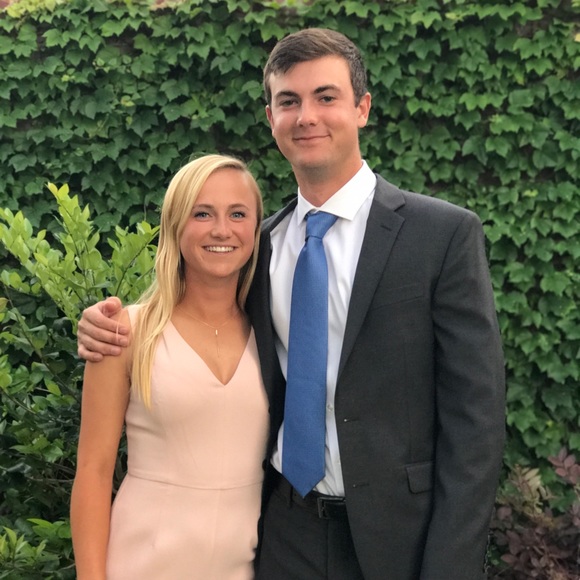 Profile Picture of Mary Krosby (@krosbym) on Poshmark