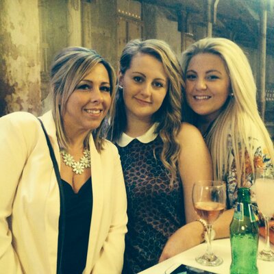 Profile Picture of Heidi Roberts (@heidiroberts_x) on Twitter