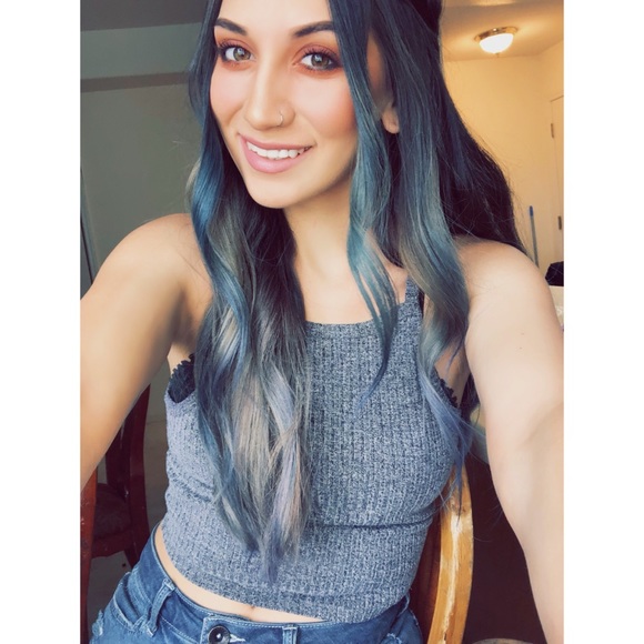 Profile Picture of Alyssa Cavazos (@lyssandashy) on Poshmark