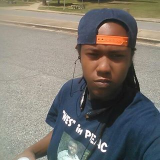 Profile Picture of Killr Cam (@camille.tiller) on Facebook