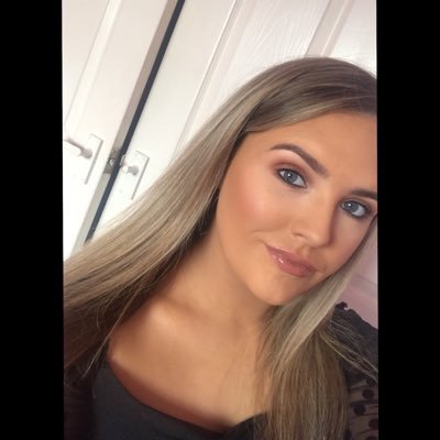 Profile Picture of Rebeccahastings (@RebeccaH353) on Twitter