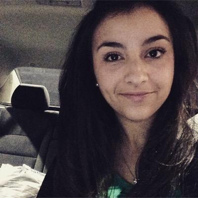 Profile Picture of Priscilla Wolfe (@marriedtoawolfe) on Twitter