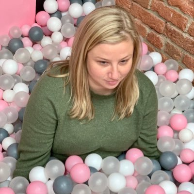 Profile Picture of Emily (@emrose_4) on Twitter