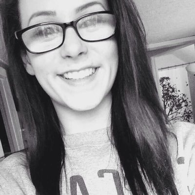 Profile Picture of Whitney (@whitneyrains427) on Twitter