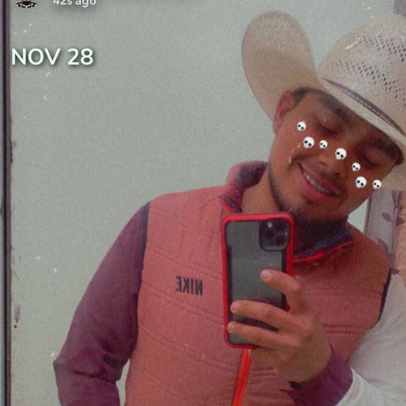Profile Picture of Omar Pulido gullen (@omarpuli) on Poshmark