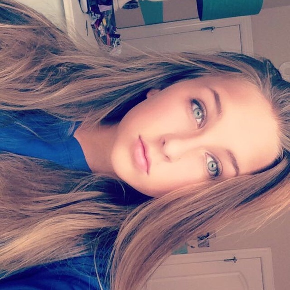 Profile Picture of Jordan Jorinscay (@jscay01) on Poshmark